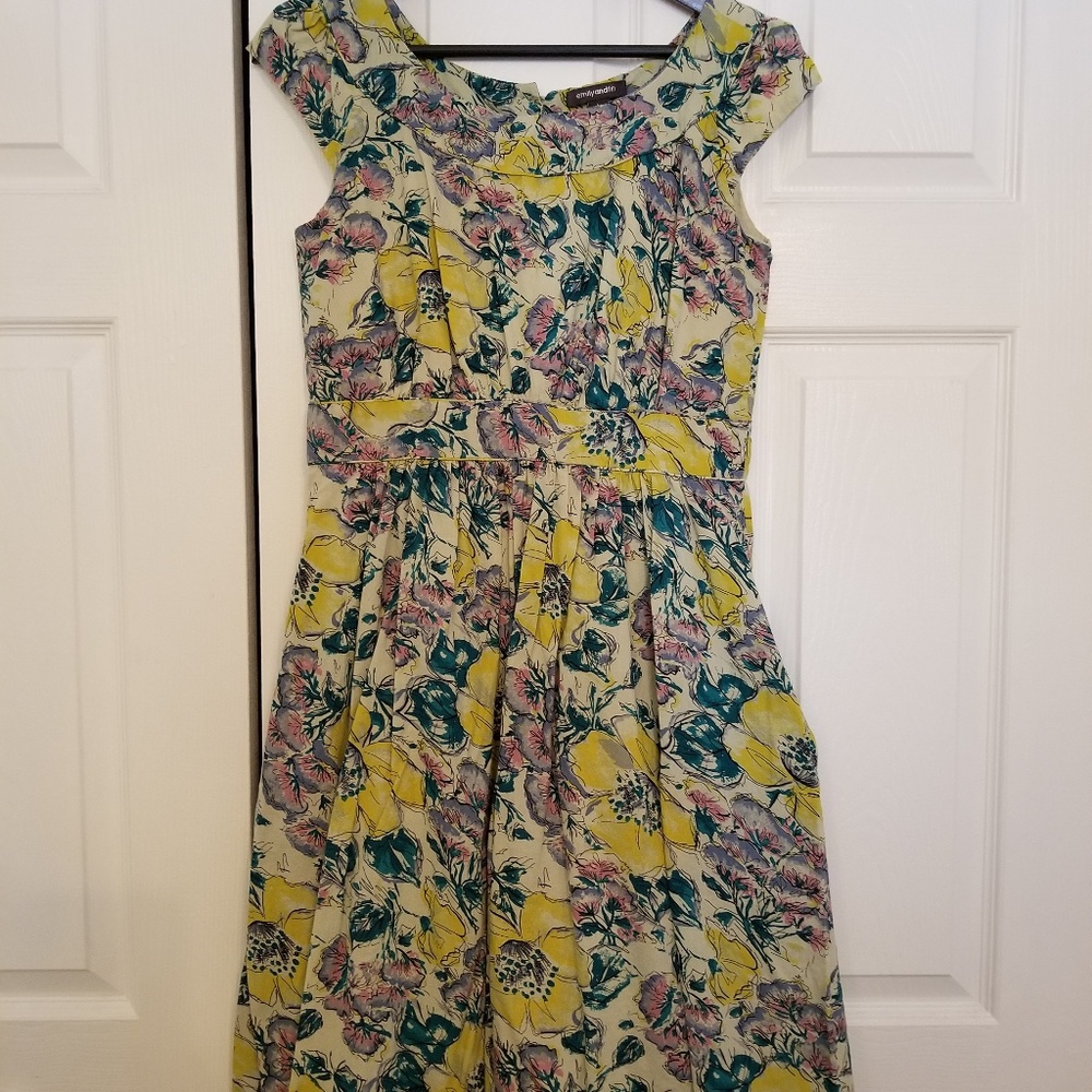 Emily & Fin Floral Dress LARGE
